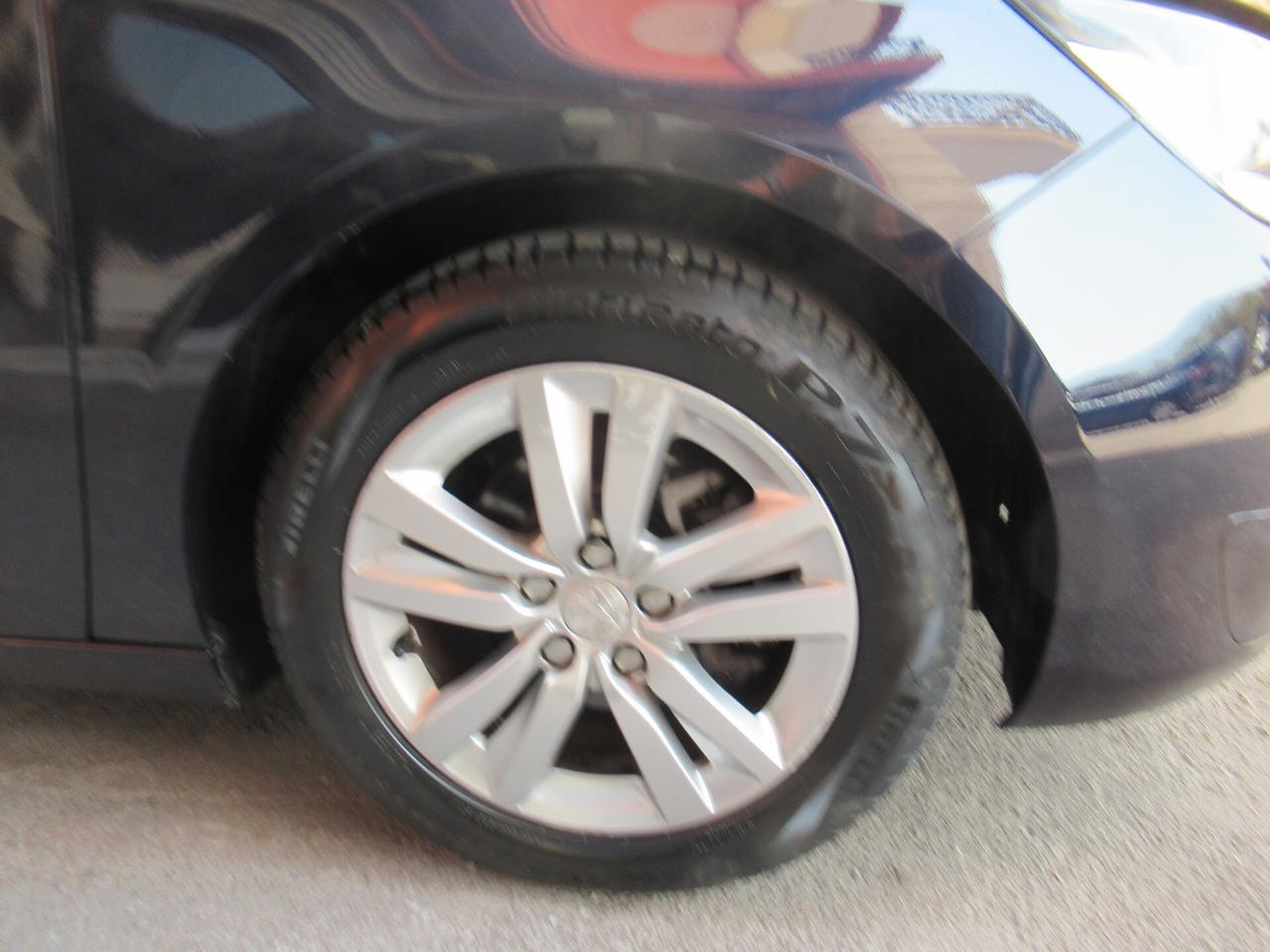 Peugeot 308 BlueHDi 120 S&S SW Business