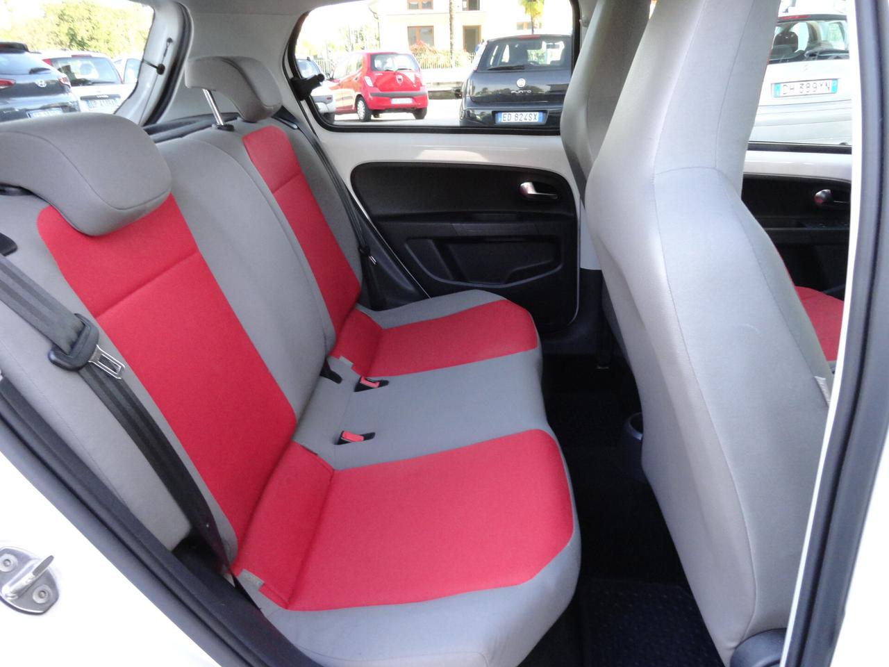 Volkswagen up! 1.0 75 CV 5p. cross