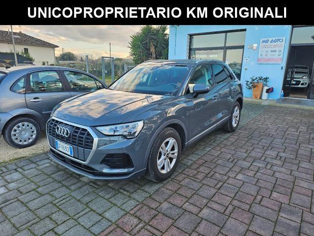 AUDI Q3 35 TDI S tronic Business