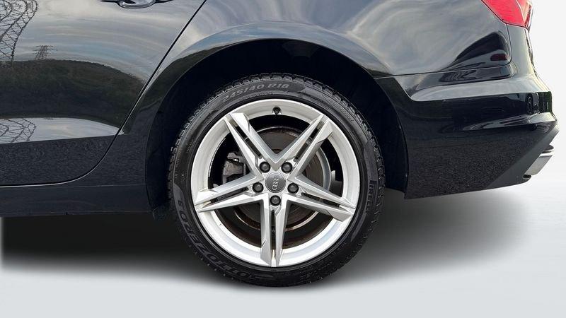 Audi A4 Avant 35 2.0 TDI mHEV 163cv Business S tronic