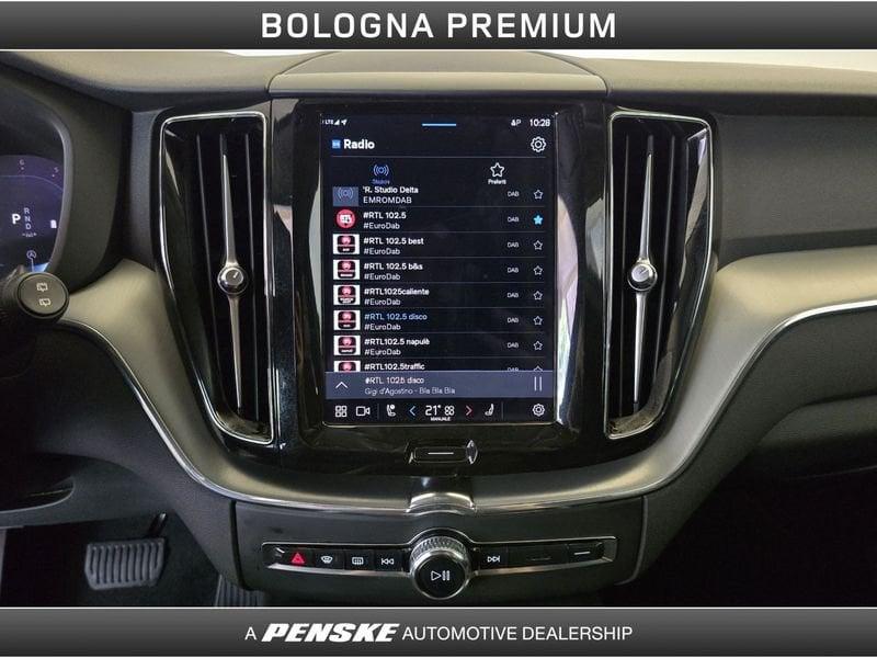 Volvo XC60 B5 (d) AWD automatico Core