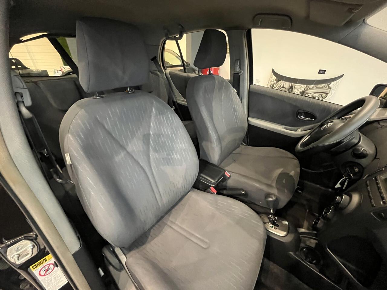 Toyota Yaris 1.3 5 porte