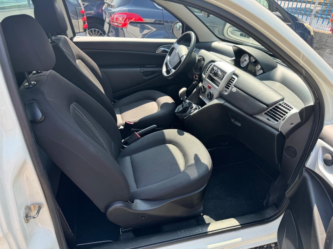 Lancia Ypsilon 1.2 Benz Unyca 2012 EURO5