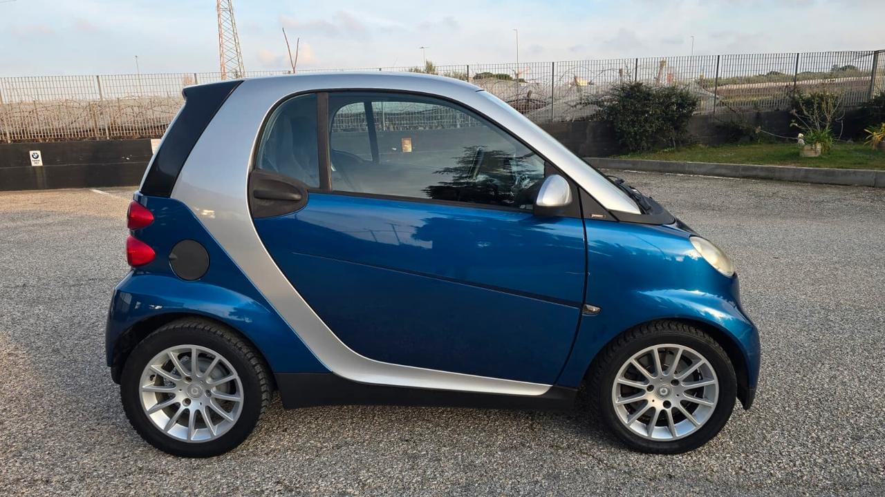 Smart ForTwo 1000 45 kW MHD coupé pure