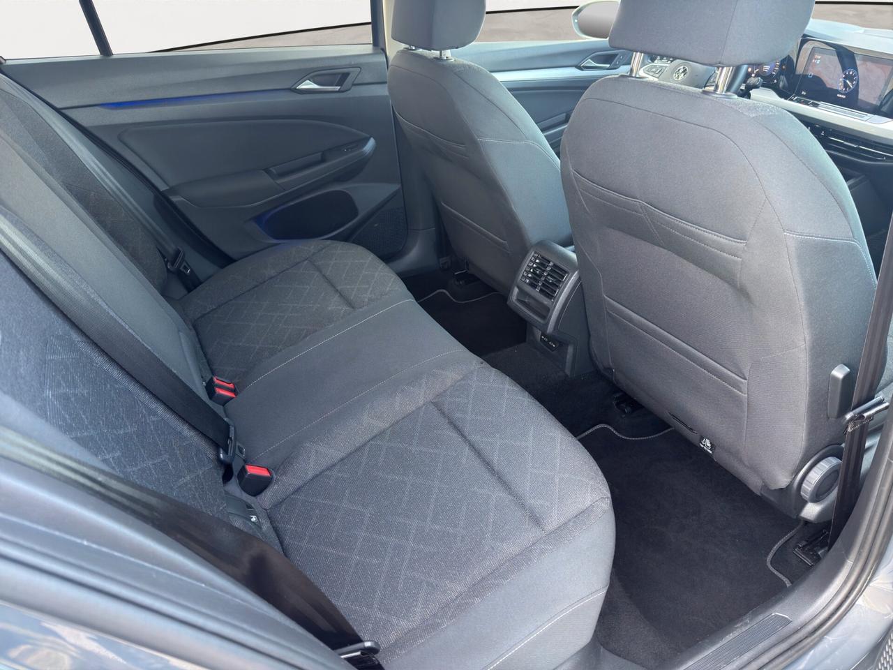 Volkswagen Golf Variant 1.0 eTSI EVO DSG Life - 2021