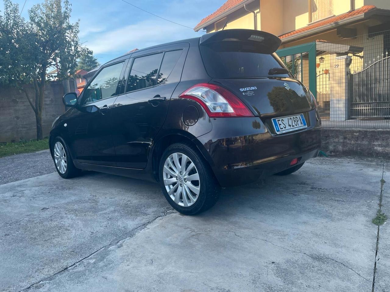 Suzuki Swift 1.2 VVT 5 porte B-Top