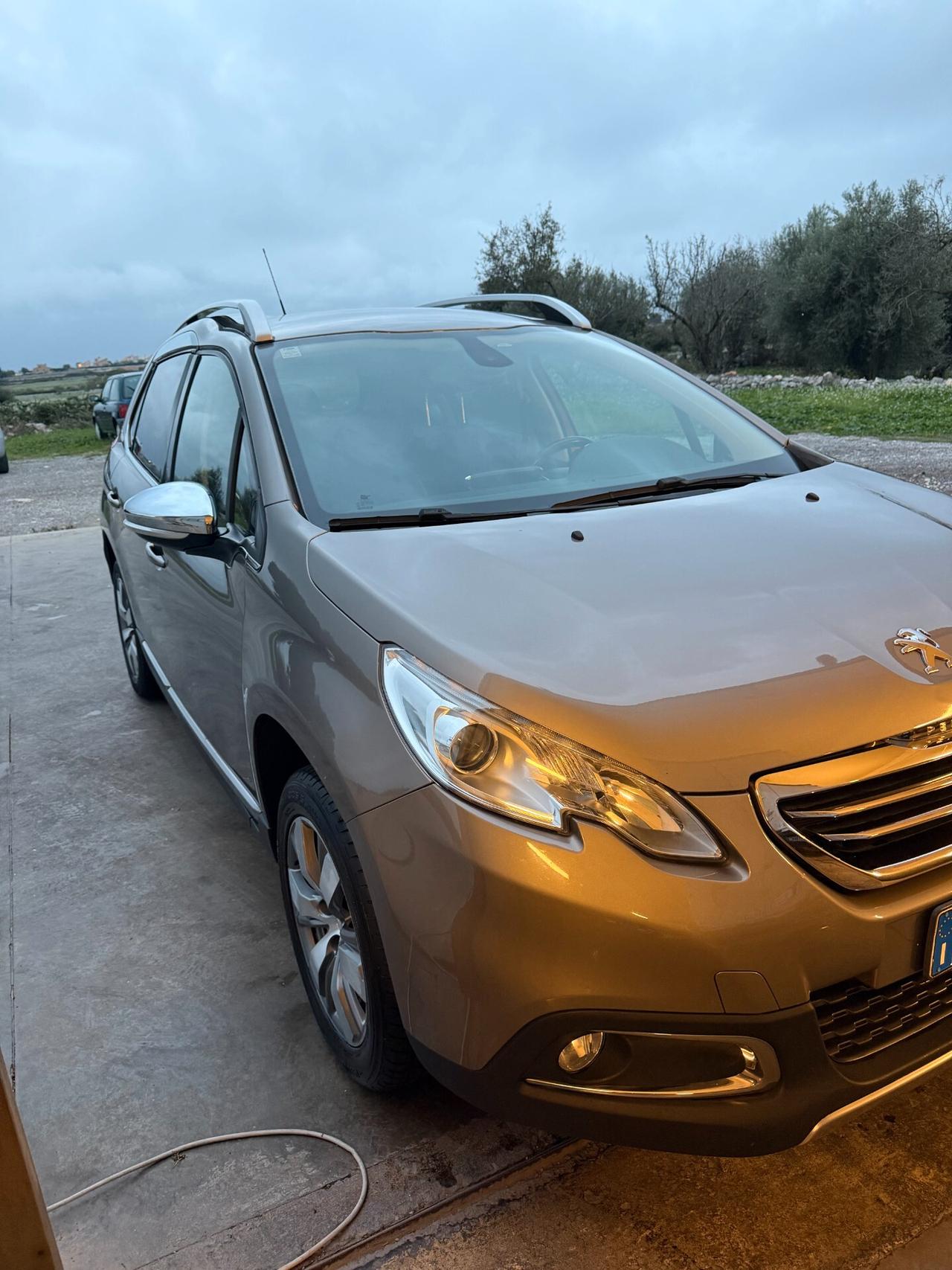 Peugeot 2008 1.6 e-HDi 115 CV Stop&Start Allure