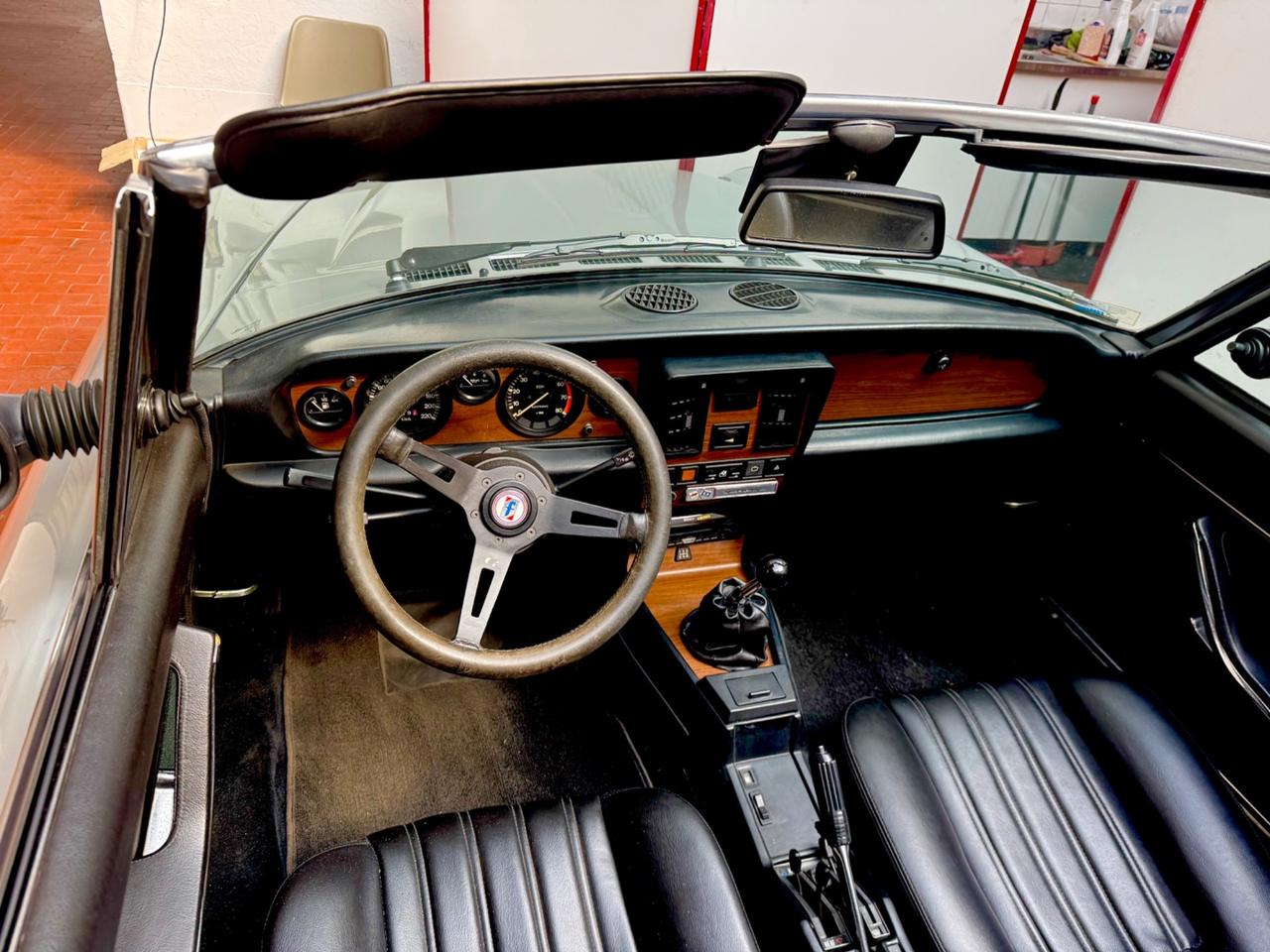 Fiat 124 Spider Europa Pininfarina