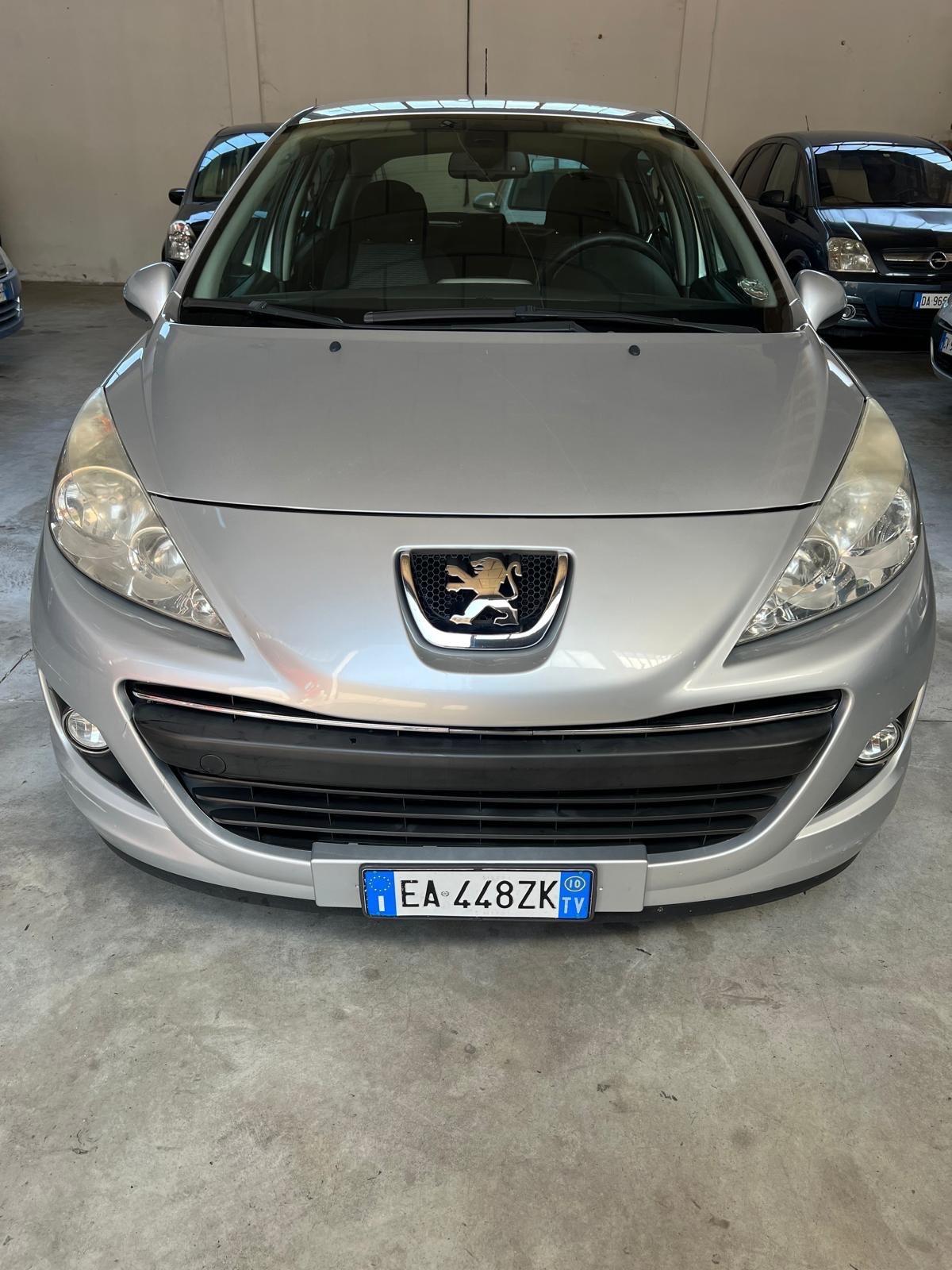 Peugeot 207 1.6 HDi 110CV 5p. XS