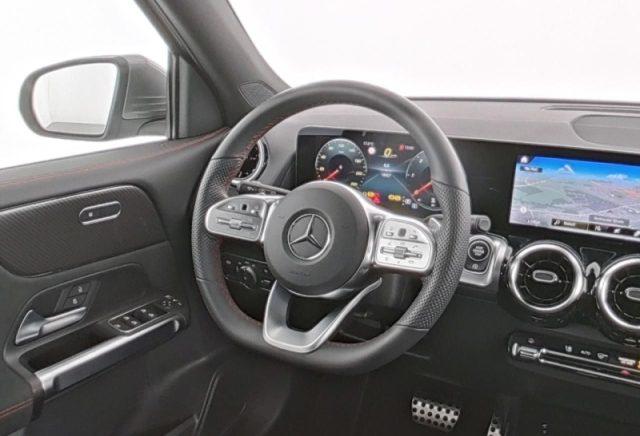 MERCEDES-BENZ GLB 180 d Automatic Premium