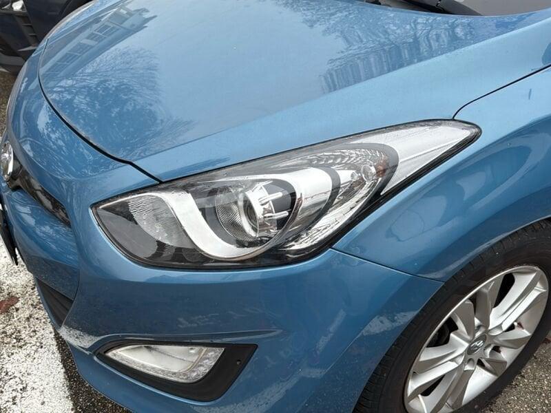 Hyundai i30 i30 5p 1.6 crdi Comfort 110cv