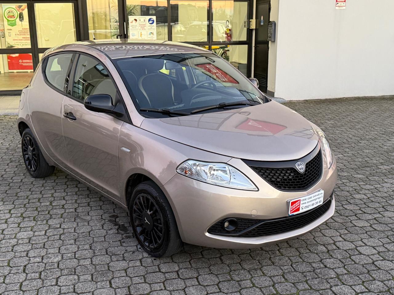 Lancia Ypsilon 1.2 - 5 PORTE|UNIPRO|