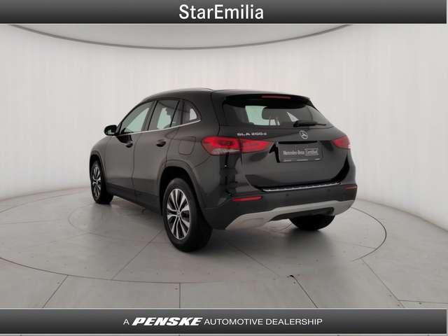 Mercedes-Benz GLA 200 GLA 200 d Automatic Sport