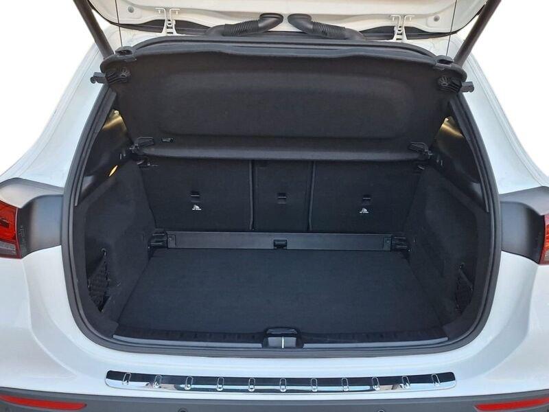 Mercedes-Benz GLA 200 d 150 CV Automatica LED Sport