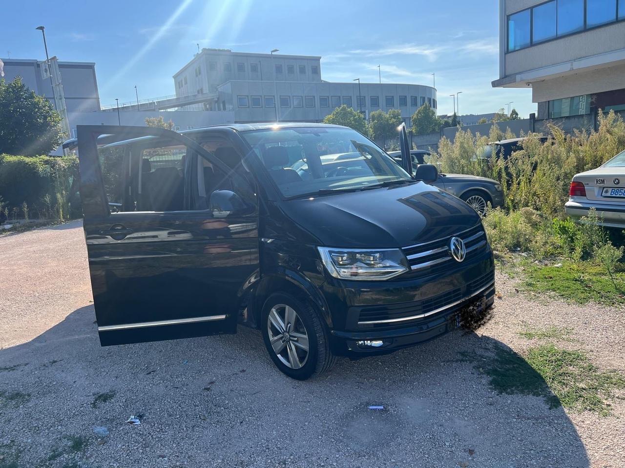 Volkswagen Transporter 2.0 TDI 150CV DSG PL Kombi Business