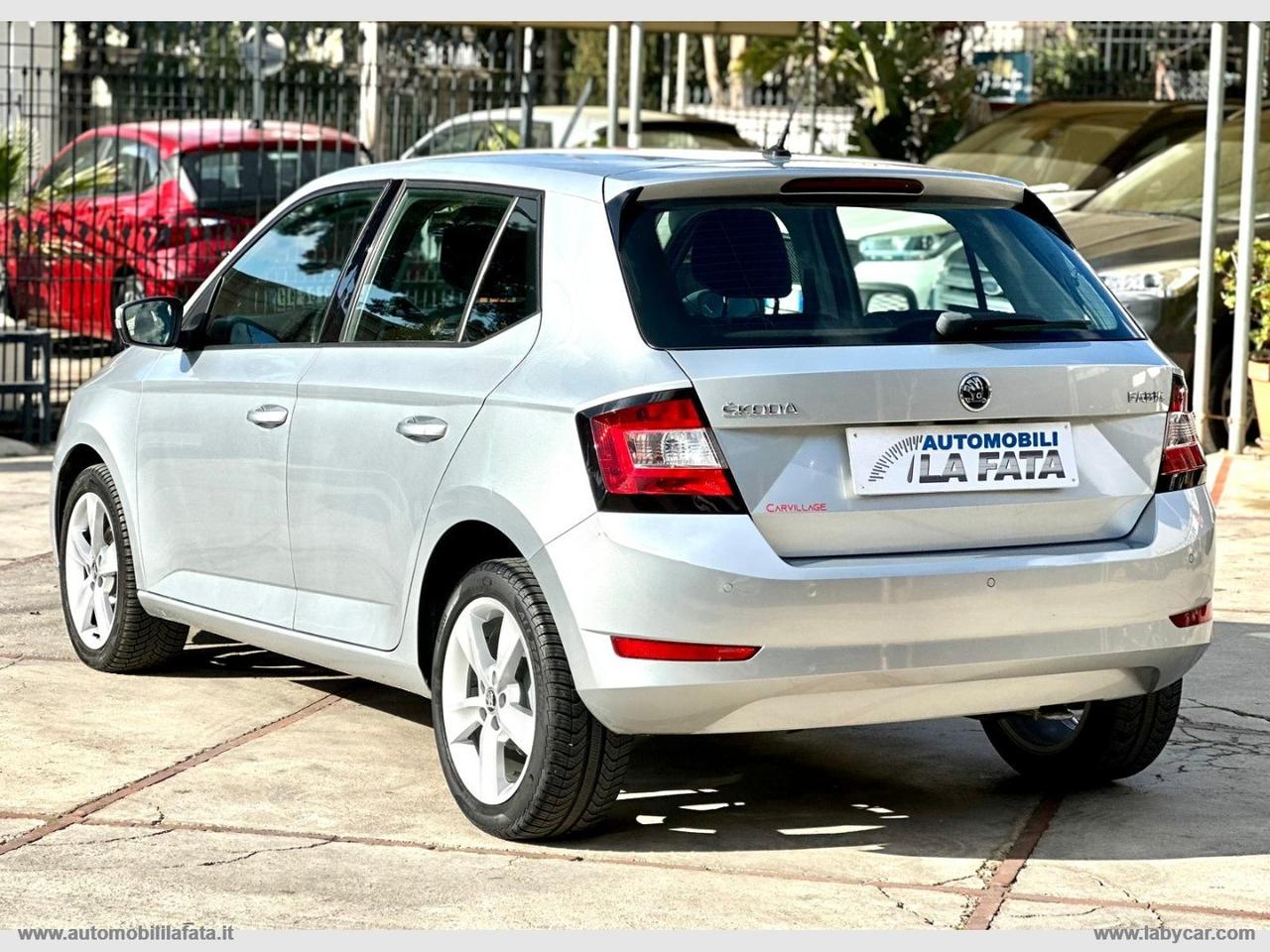 SKODA Fabia 1.0 MPI 60 CV Design Edition PER NEOPATENTATI