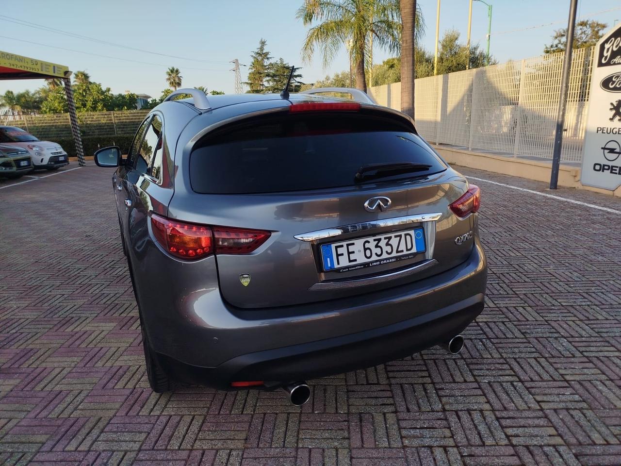 Infiniti QX70 3.0 diesel V6 AT S Premium