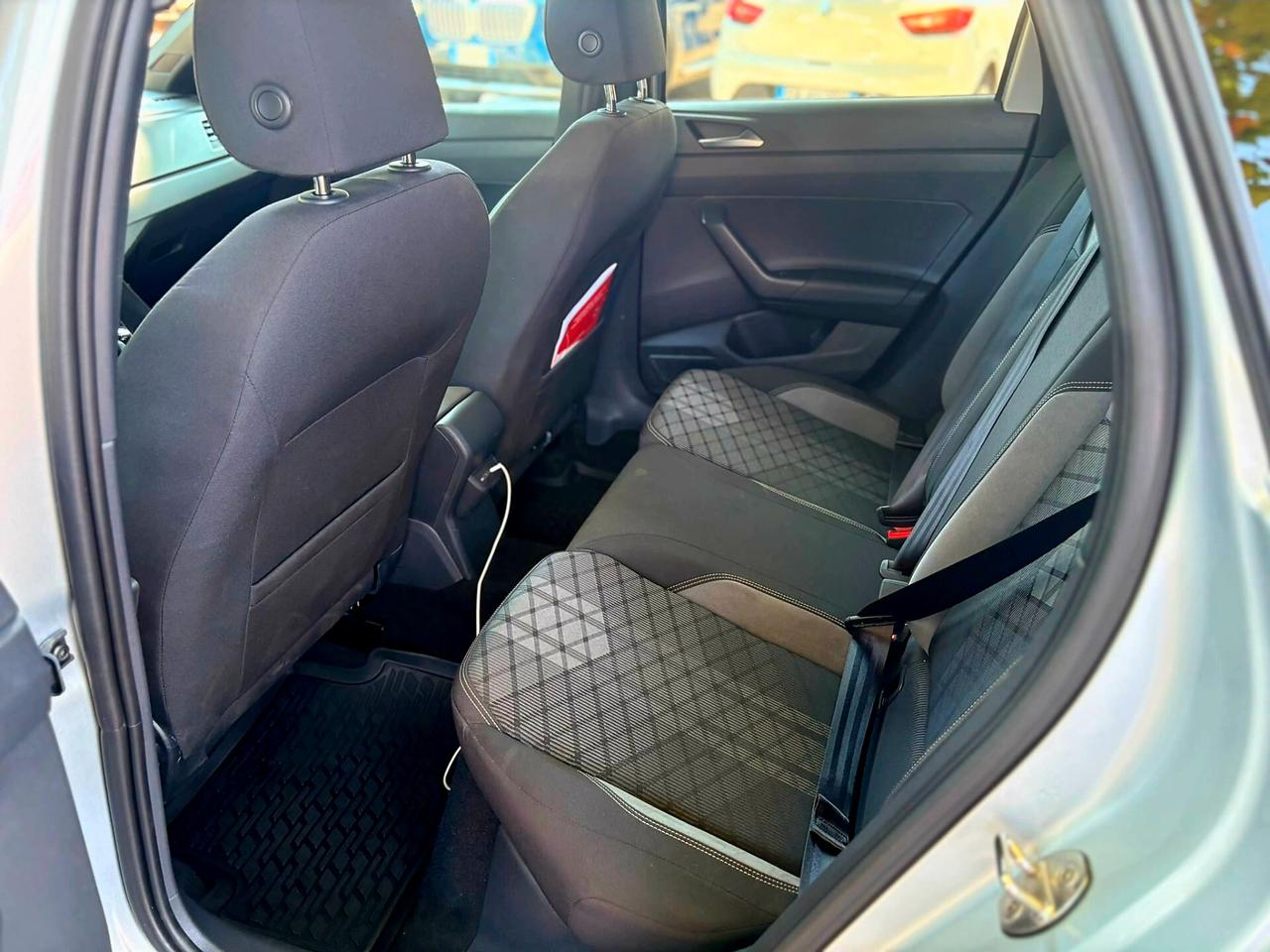 Volkswagen Taigo 1.5 TSI ACT 150 CV DSG R-Line