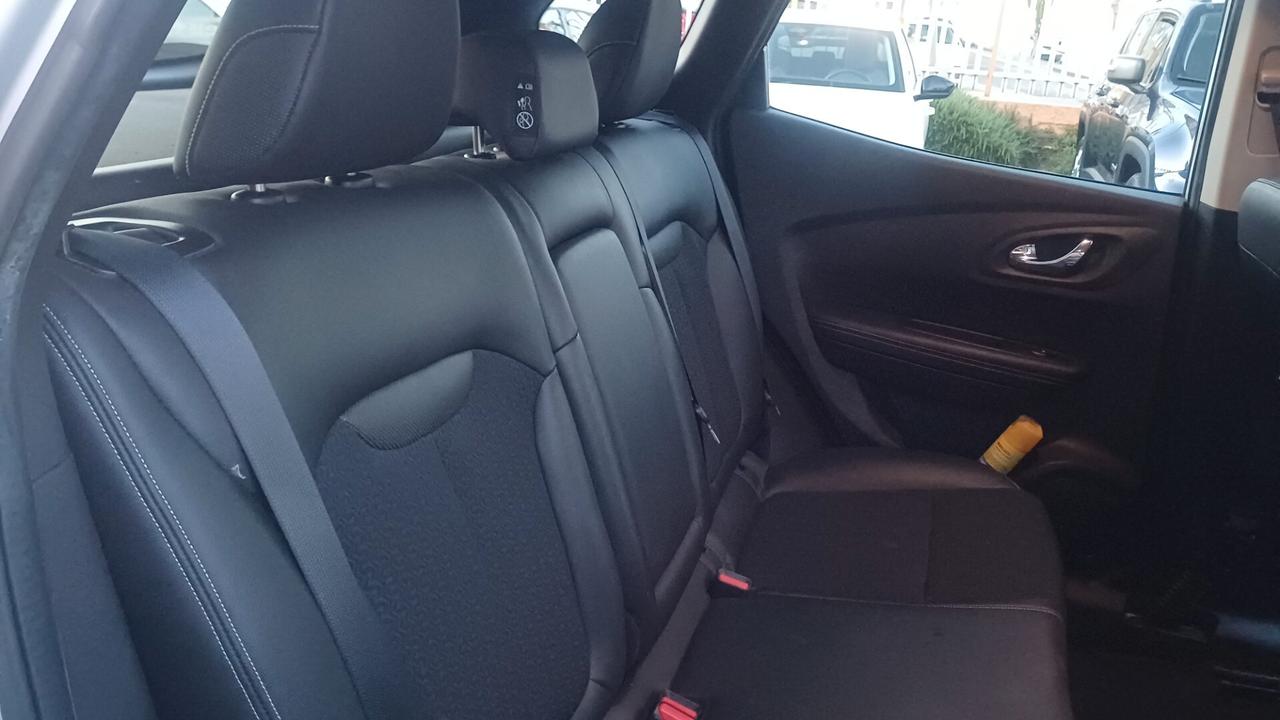 Renault Kadjar dCi 8V 110CV EDC Energy Intens