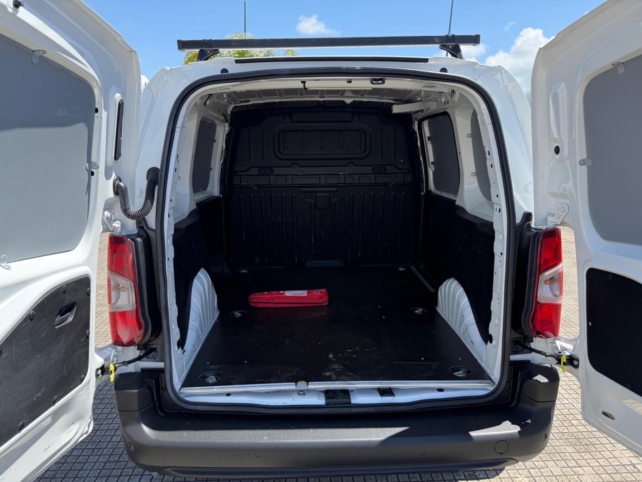 Citroen Berlingo BlueHDi 100 Van M Worker (1000Kg)