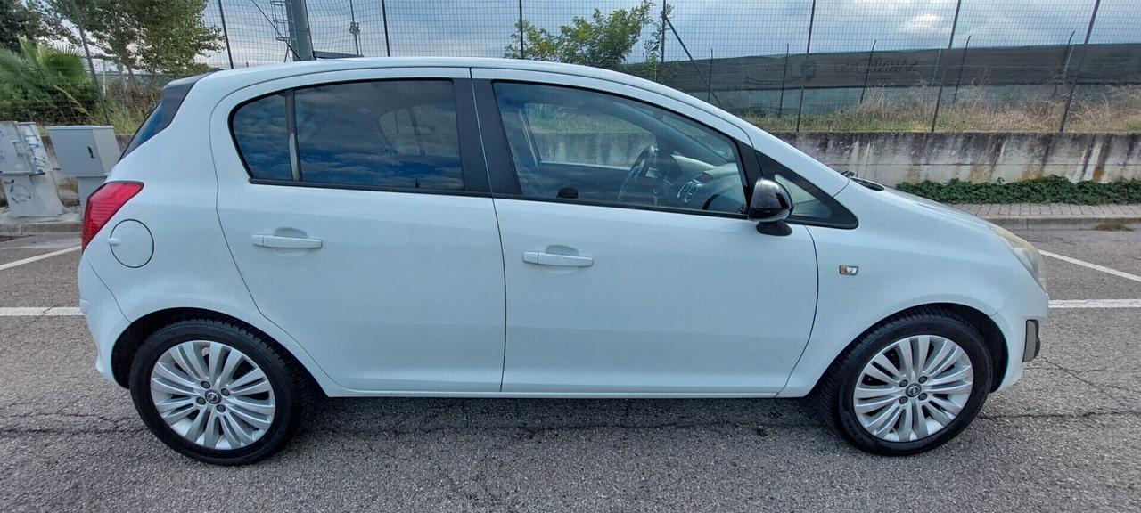 CORSA 1,2 GPL DI SERIE CASA MADRE SCADENZA 2033 LEGA BI.COLOR X NEOPATENTATI IMPECCABILE