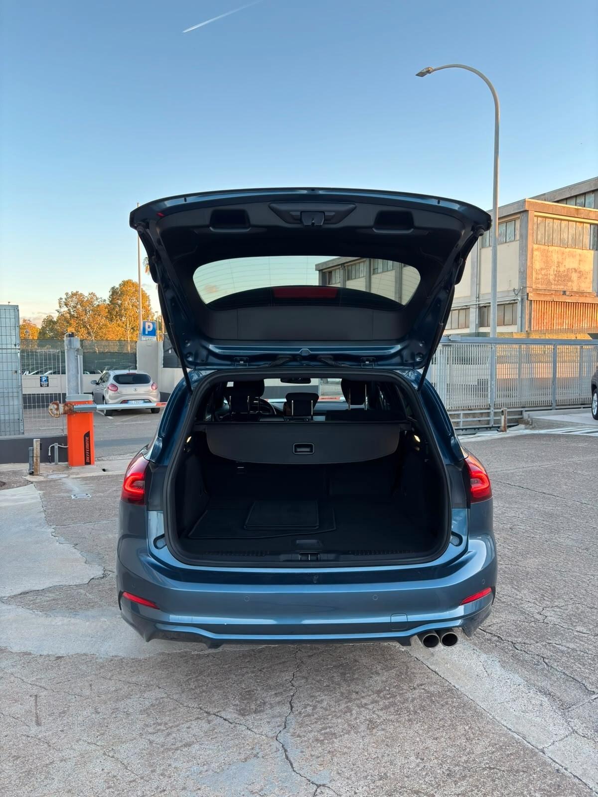 Ford Focus 1.0 EcoBoost Hybrid 125 CV SW ST-Line Style MY 2022