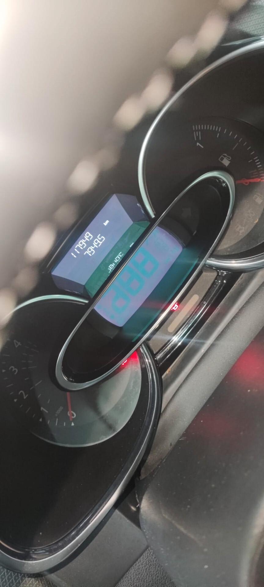 Renault Clio dCi 8V 90 CV Start&Stop 5 porte Energy Duel2