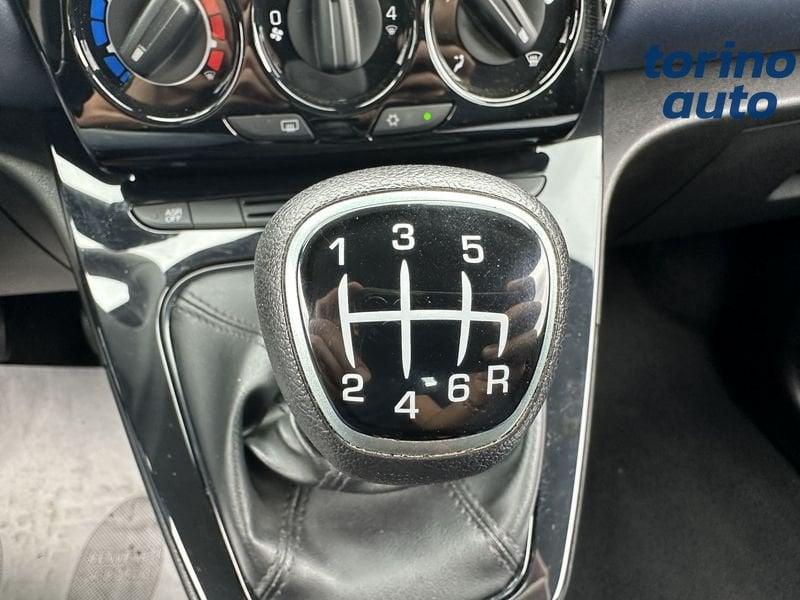 Lancia Ypsilon Ypsilon 1.0 FireFly 5 porte S&S Hybrid Oro