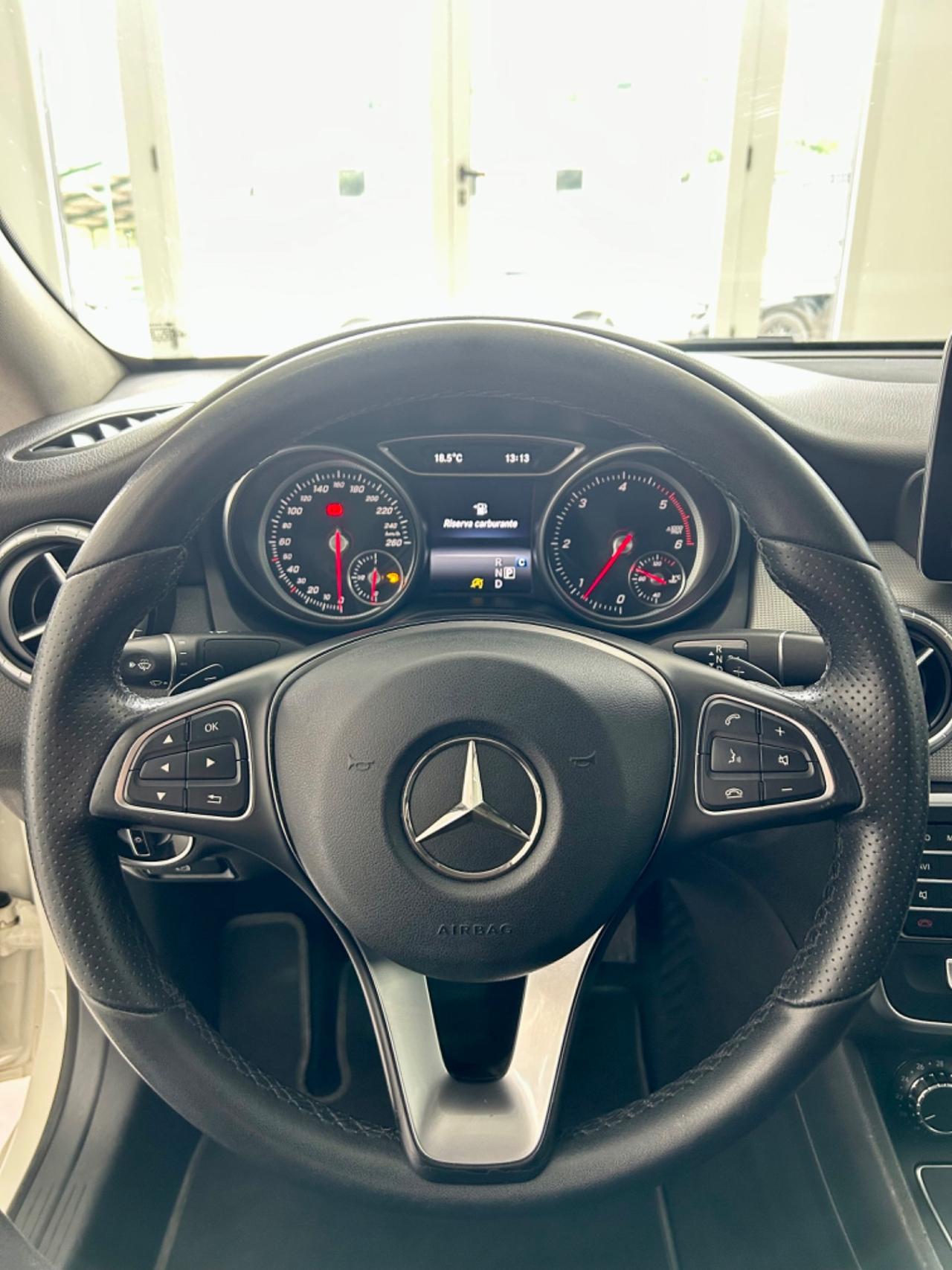 Mercedes-benz CLA 200 d Sport FINANZIABILE