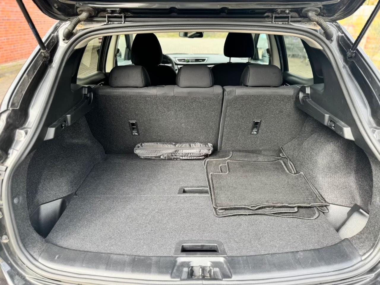 Nissan Qashqai 1.2 DIG-T N-Connecta