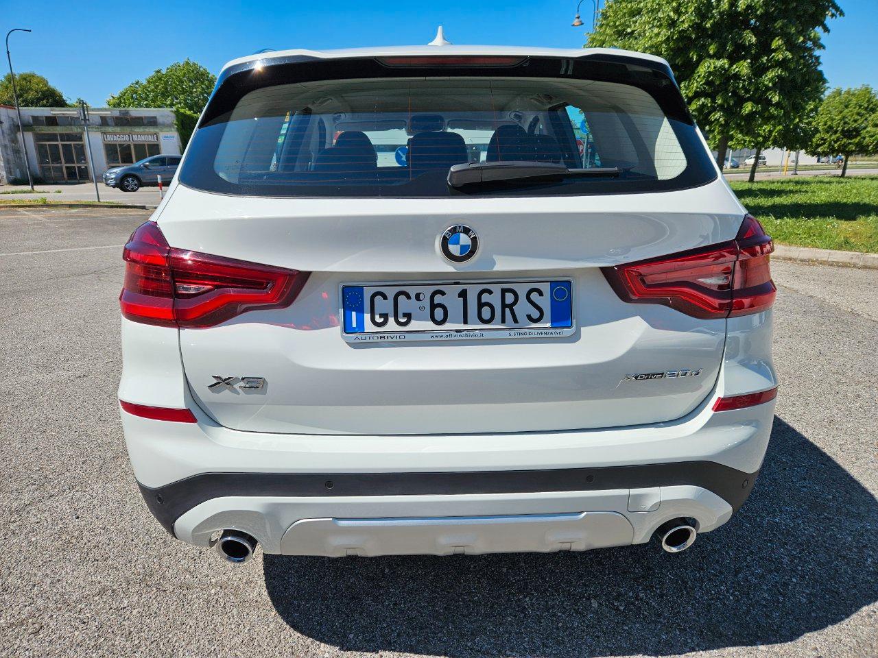 BMW X3 xdrive20d mhev 48V xLine auto