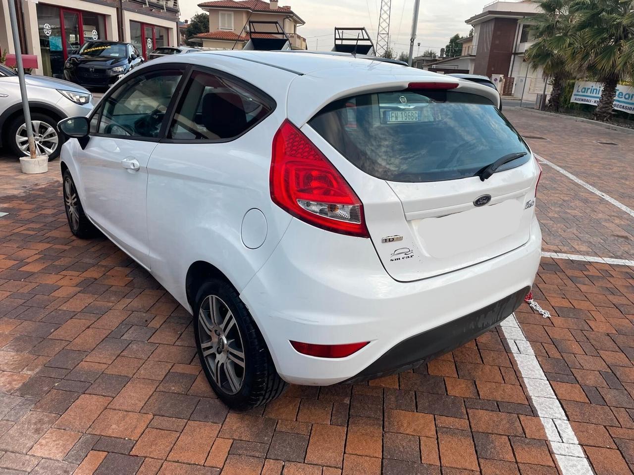 Ford Fiesta Fiesta+ 1.4 TDCi 68CV 3 porte