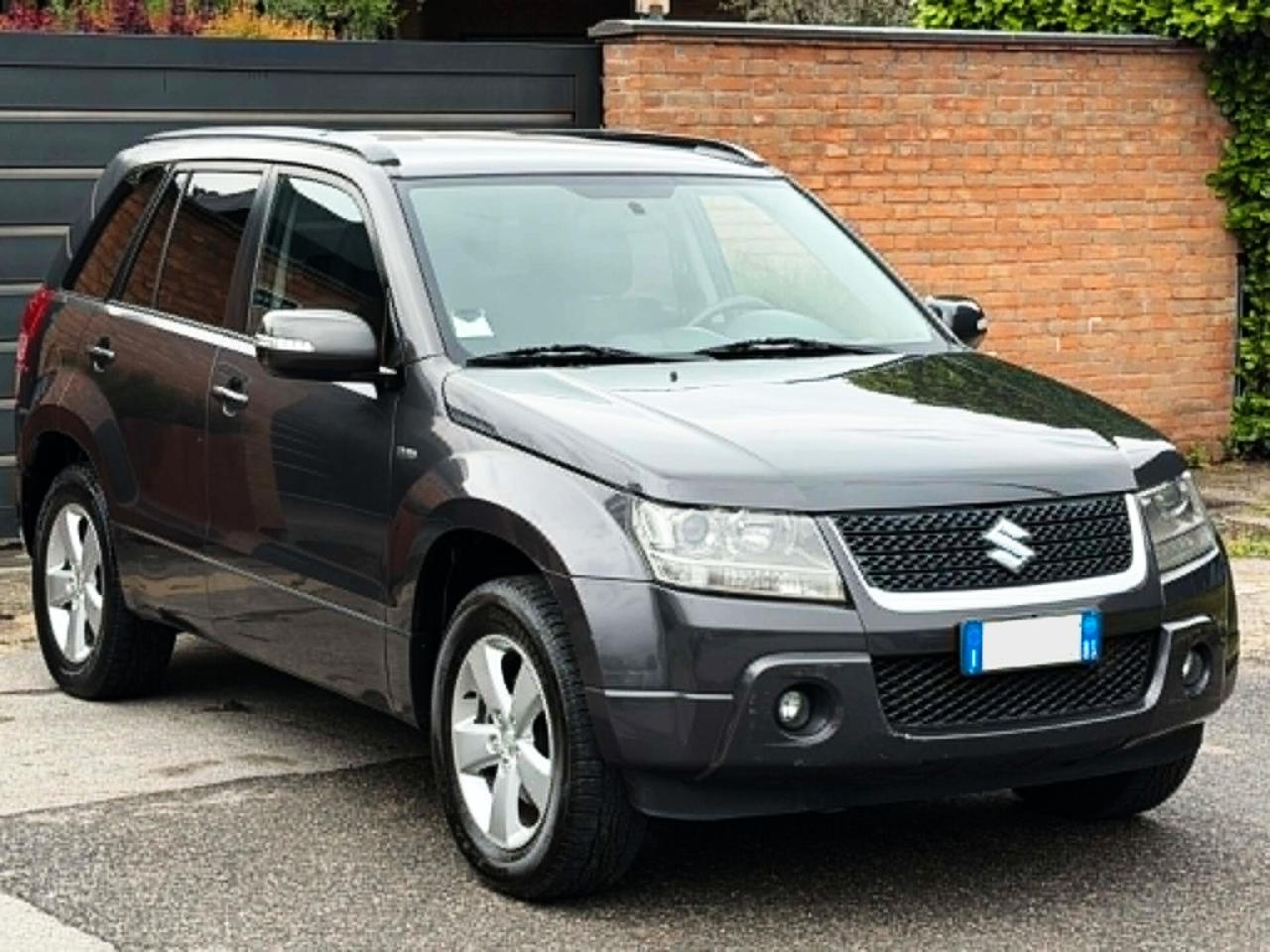 Suzuki Grand Vitara 5p1.9d 120CV-4x4-104.000km-GARANZIA-2010