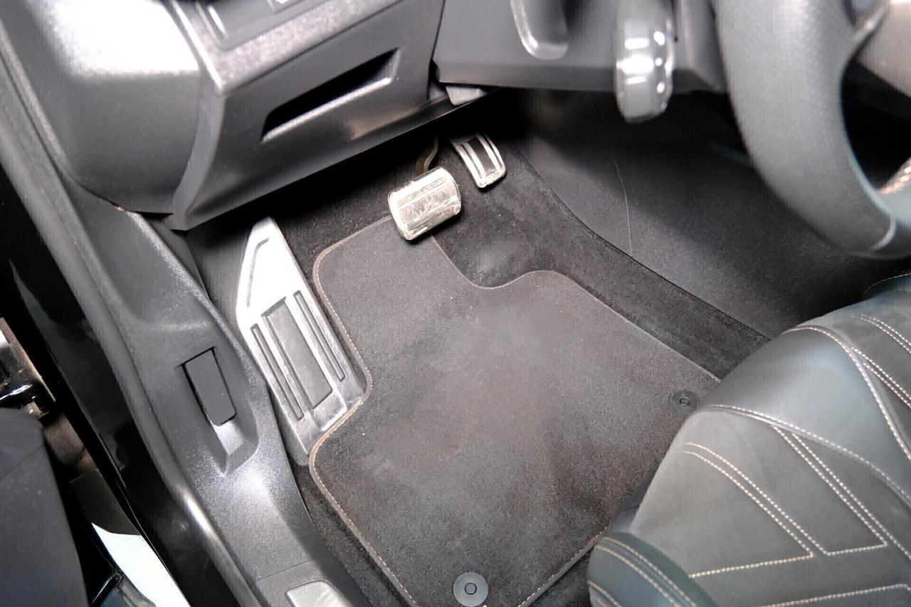 Peugeot 3008 GT 1.5 Blue HDi 130 cv EAT8 I-Cockpit