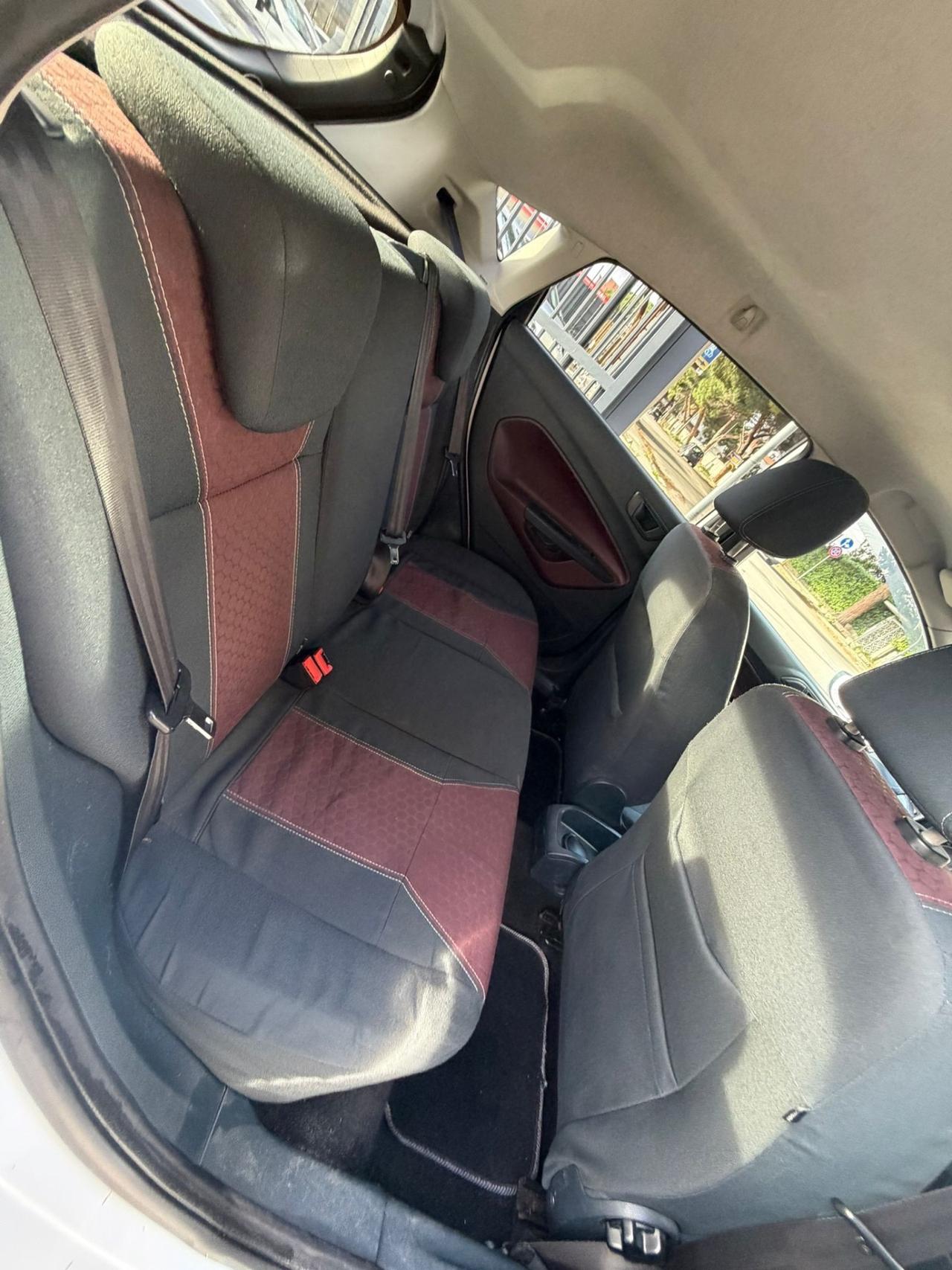 Ford Fiesta Fiesta+ 1.4 5 porte Bz.- GPL