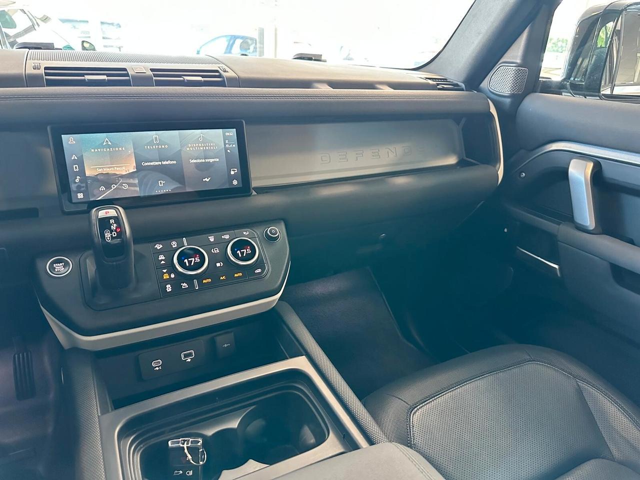 Land Rover Defender 110 3.0D I6 250 CV AWD Auto X-Dynamic HSE