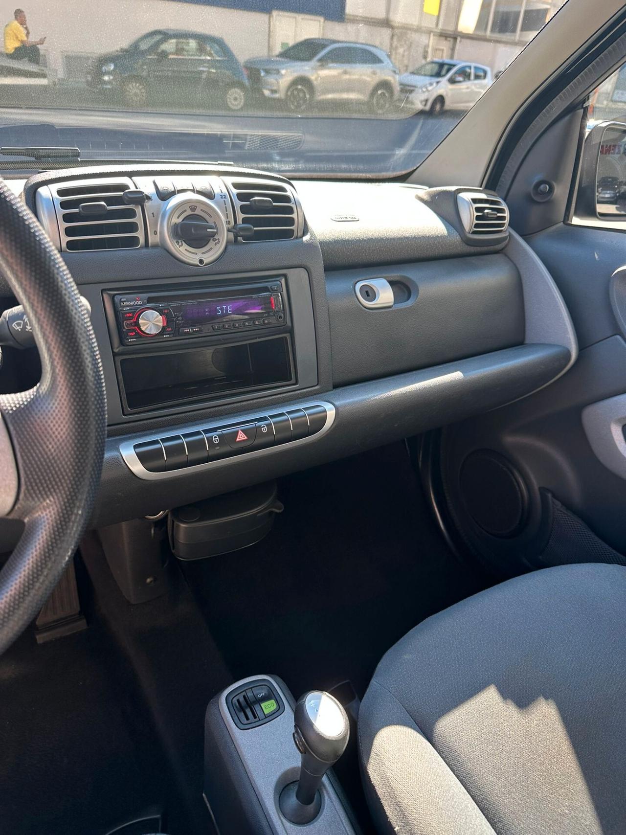 Smart ForTwo 1000 52 kW MHD coupé pure