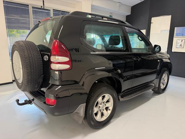 TOYOTA Land Cruiser 3.0 D-4D 16V cat 3 porte Sol