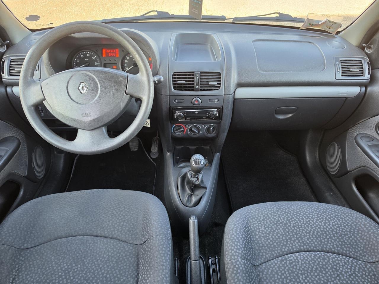 Renault Clio 1200 benzina gpl