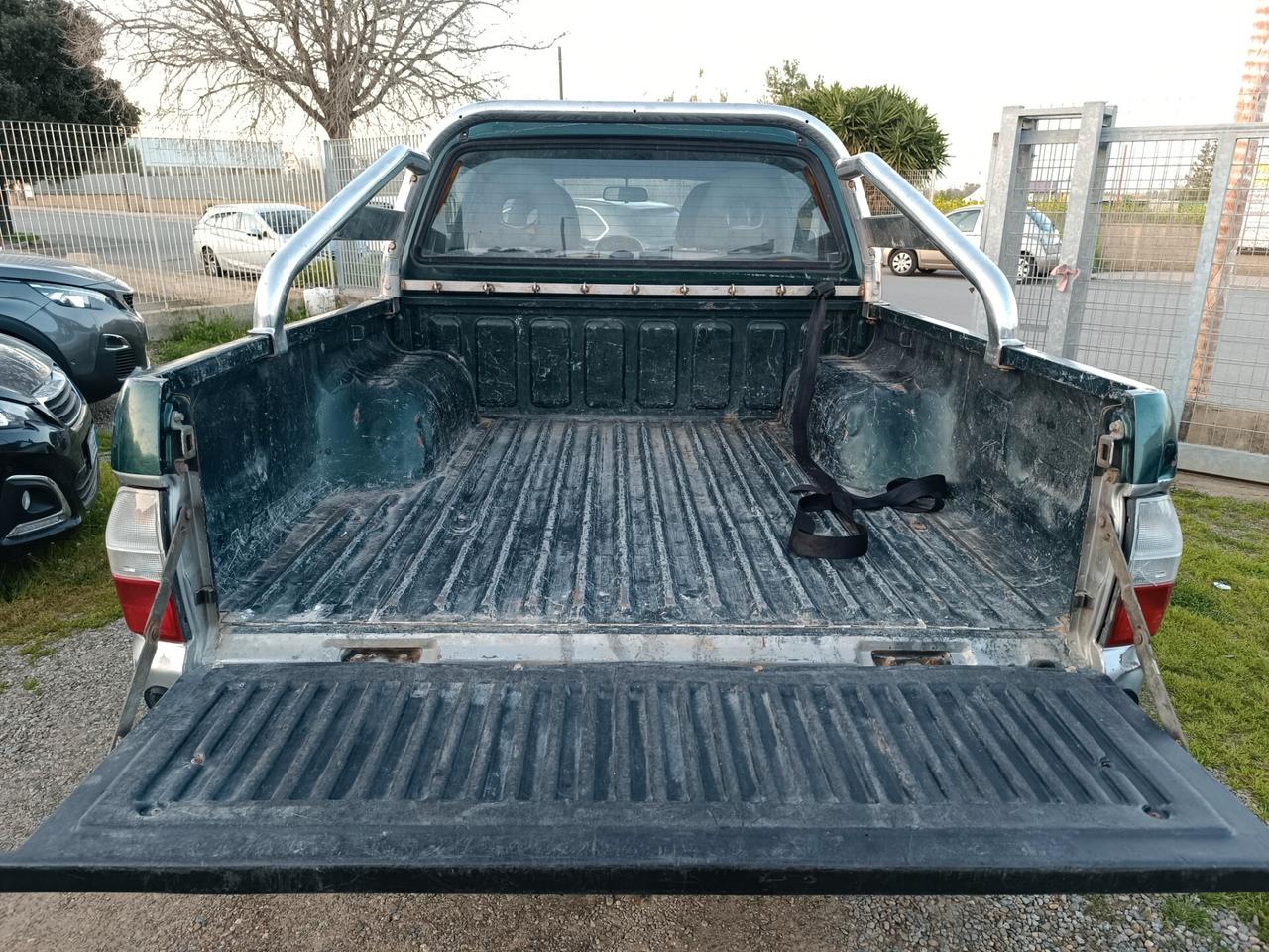 Mitsubishi L200 2.5 TDI 4WD Double Cab Pick-up GLS