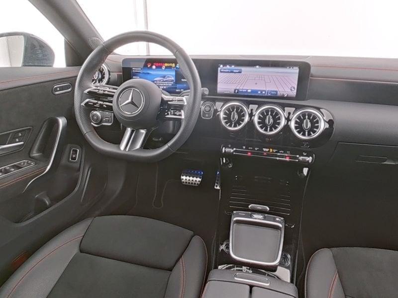 Mercedes-Benz CLA S.Brake 200 Automatic Shooting Brake AMG Line Advanced Plus