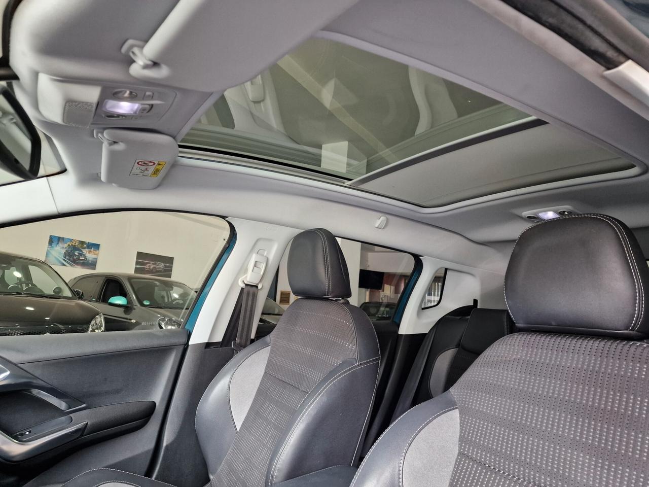 Peugeot 2008 BlueHDi 100 Allure