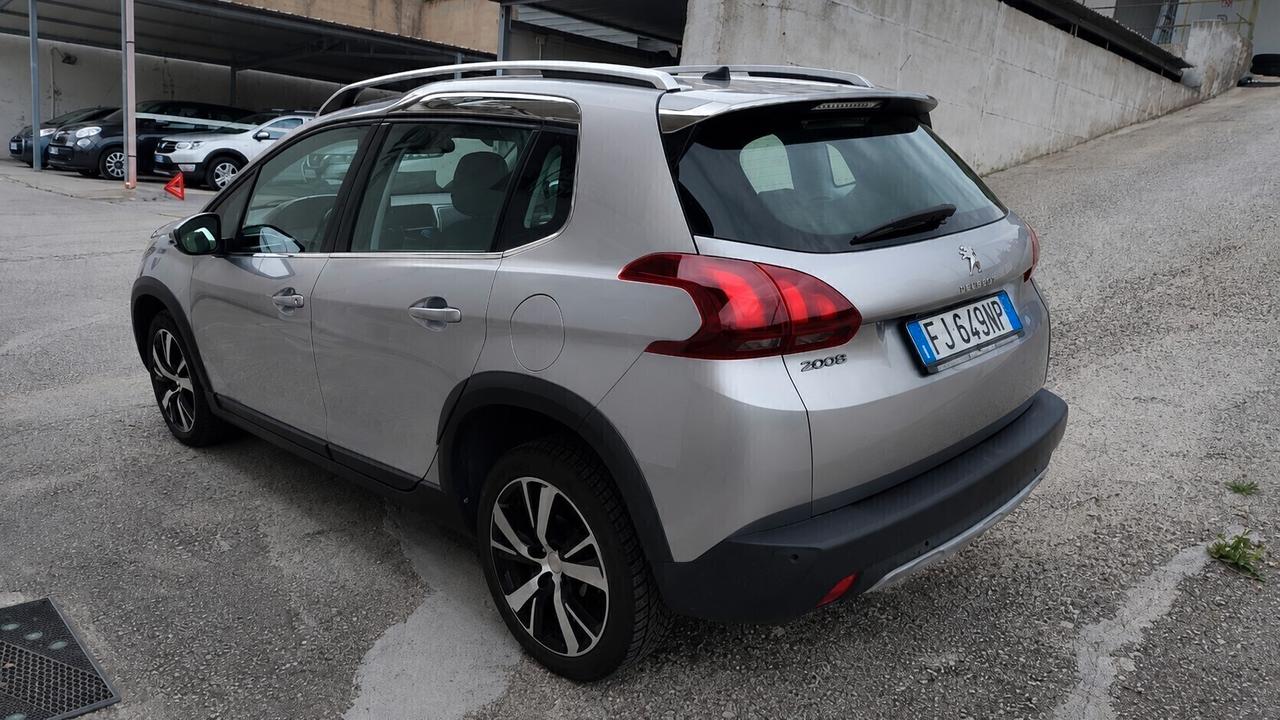 PEUGEOT 2008 120 CV