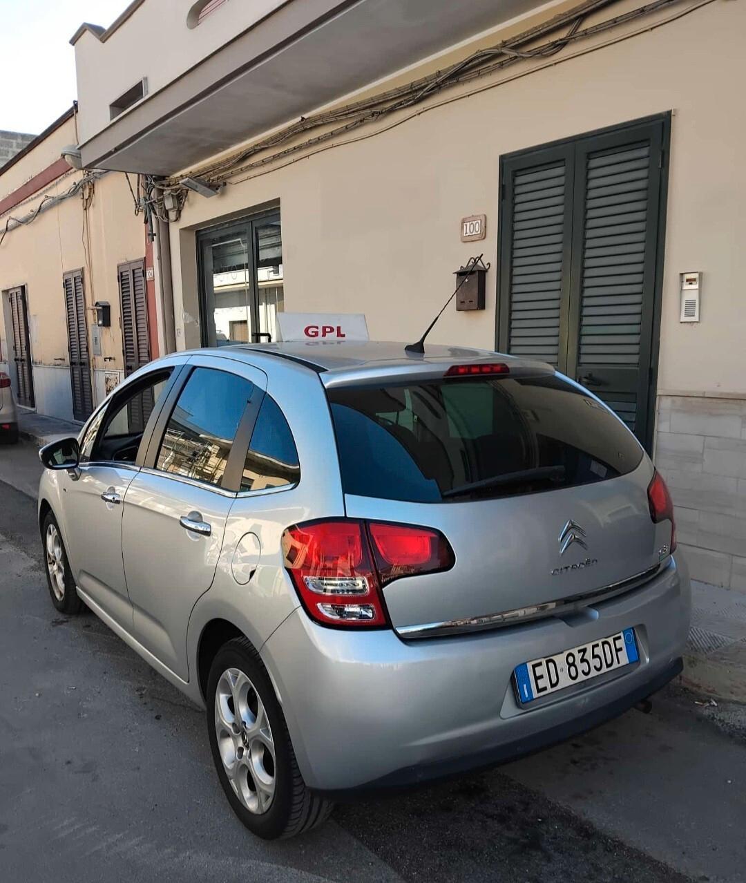 Citroen C3 1.4 Exclusive Gpl casa madre