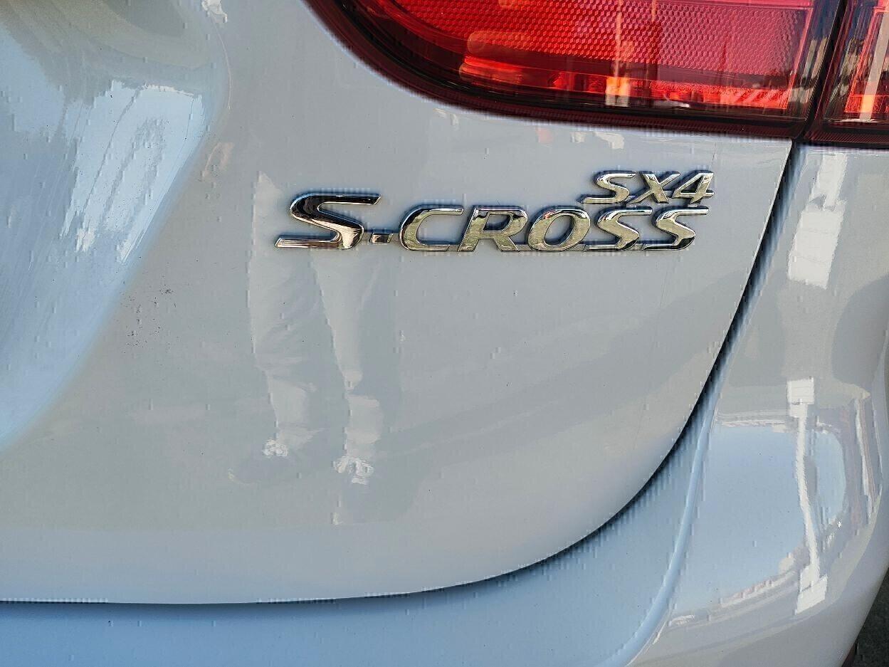 Suzuki S-Cross SUZUKI S-CROSS