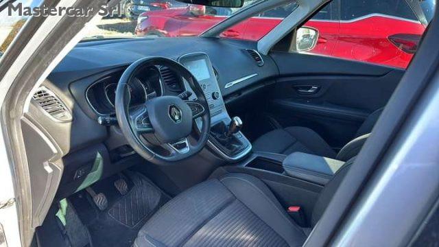 RENAULT Grand Scenic 7 POSTI 1.3 tce Business 140cv TG : GG215WT