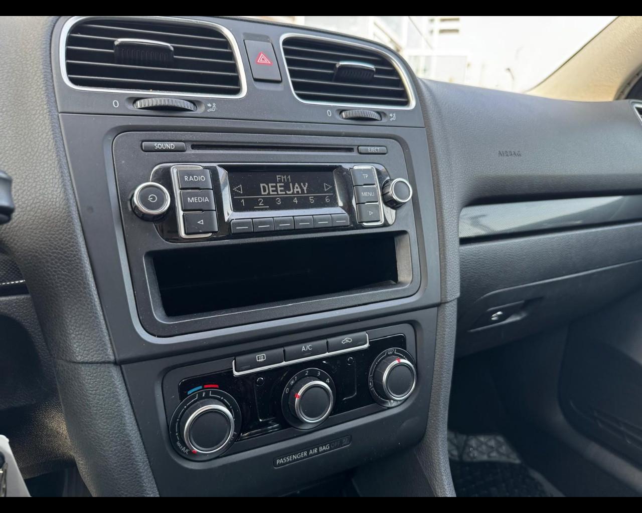 VOLKSWAGEN GOLF 5P 1.6TDI COMFORTLINE