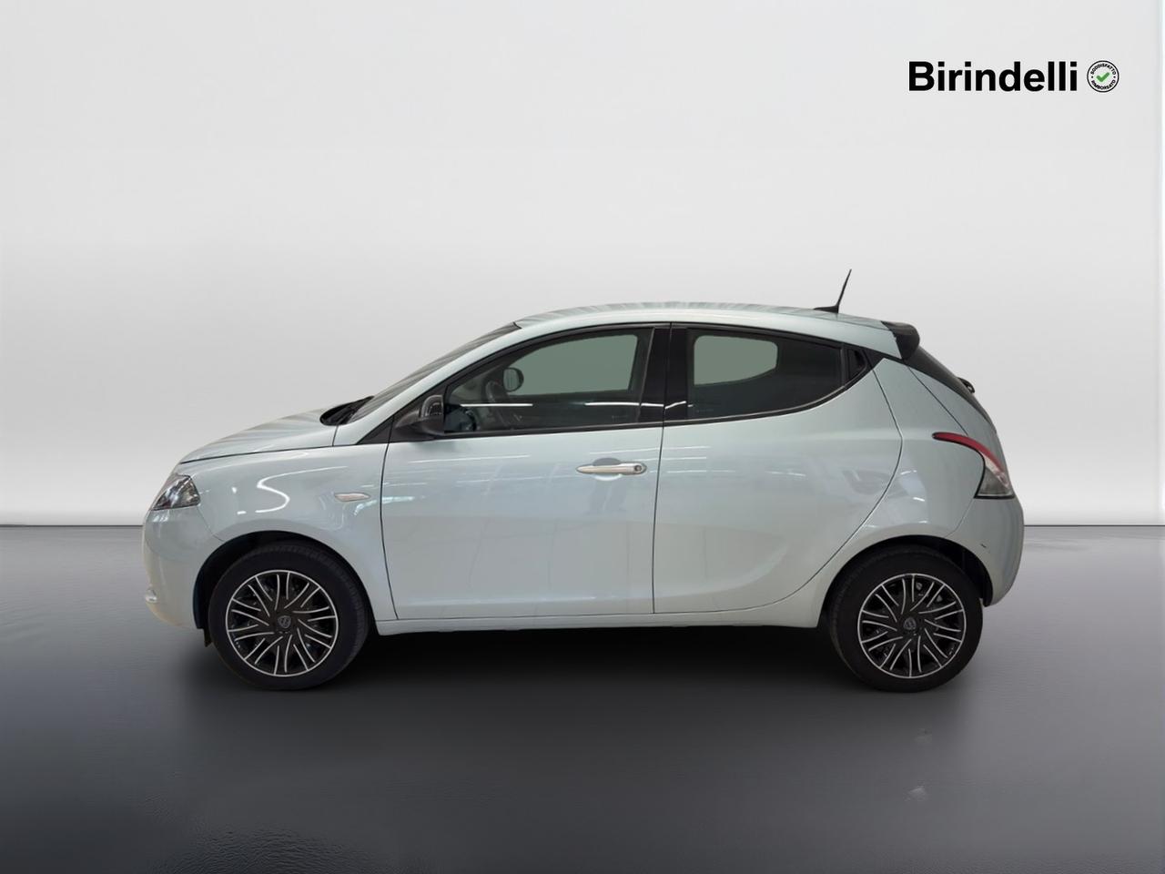 LANCIA Ypsilon 3ª serie - Ypsilon 1.0 FireFly 5 porte S&S Hybrid Gold