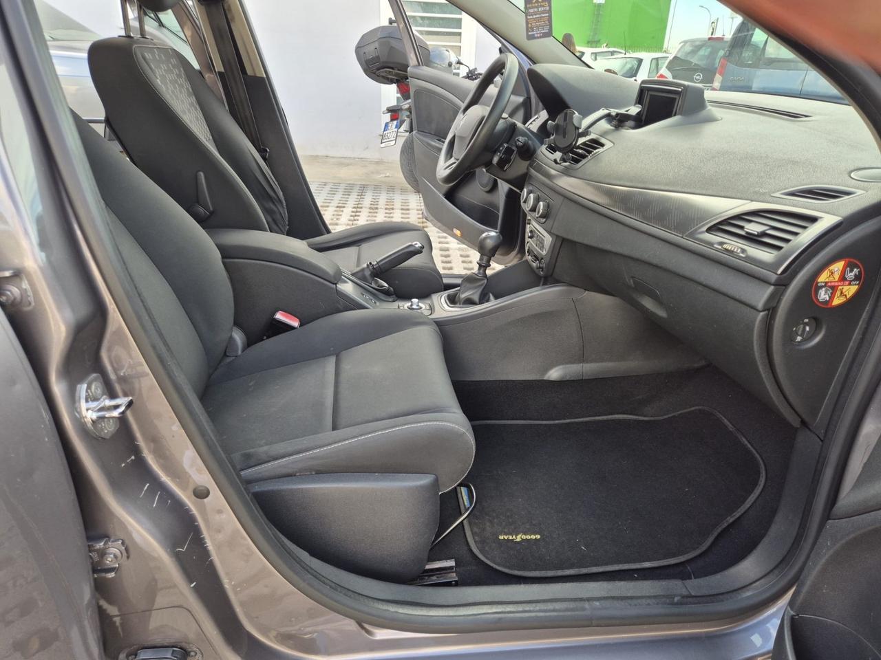 Renault Megane Mégane 1.5 dCi 110CV Start&Stop SporTour Wave