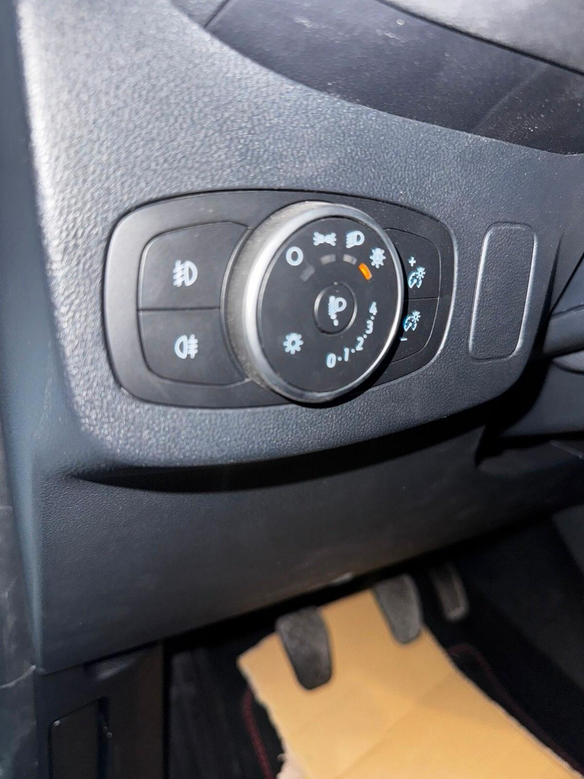 Ford Puma 1.0 EcoBoost Hybrid 125 CV S&S aut. Titanium